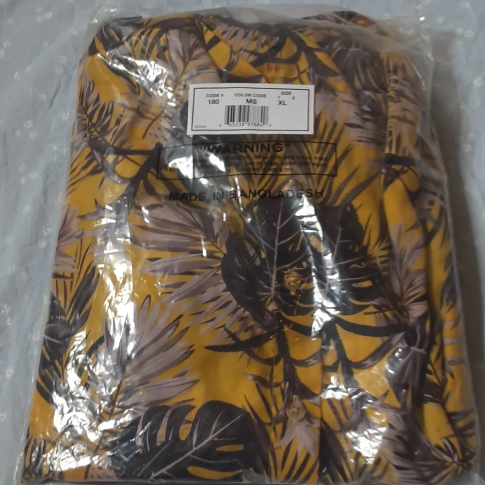HABAND YELLOW AND GRAY FLORAL HAWAIIAN SHIRT, XL - Picture 10 of 10